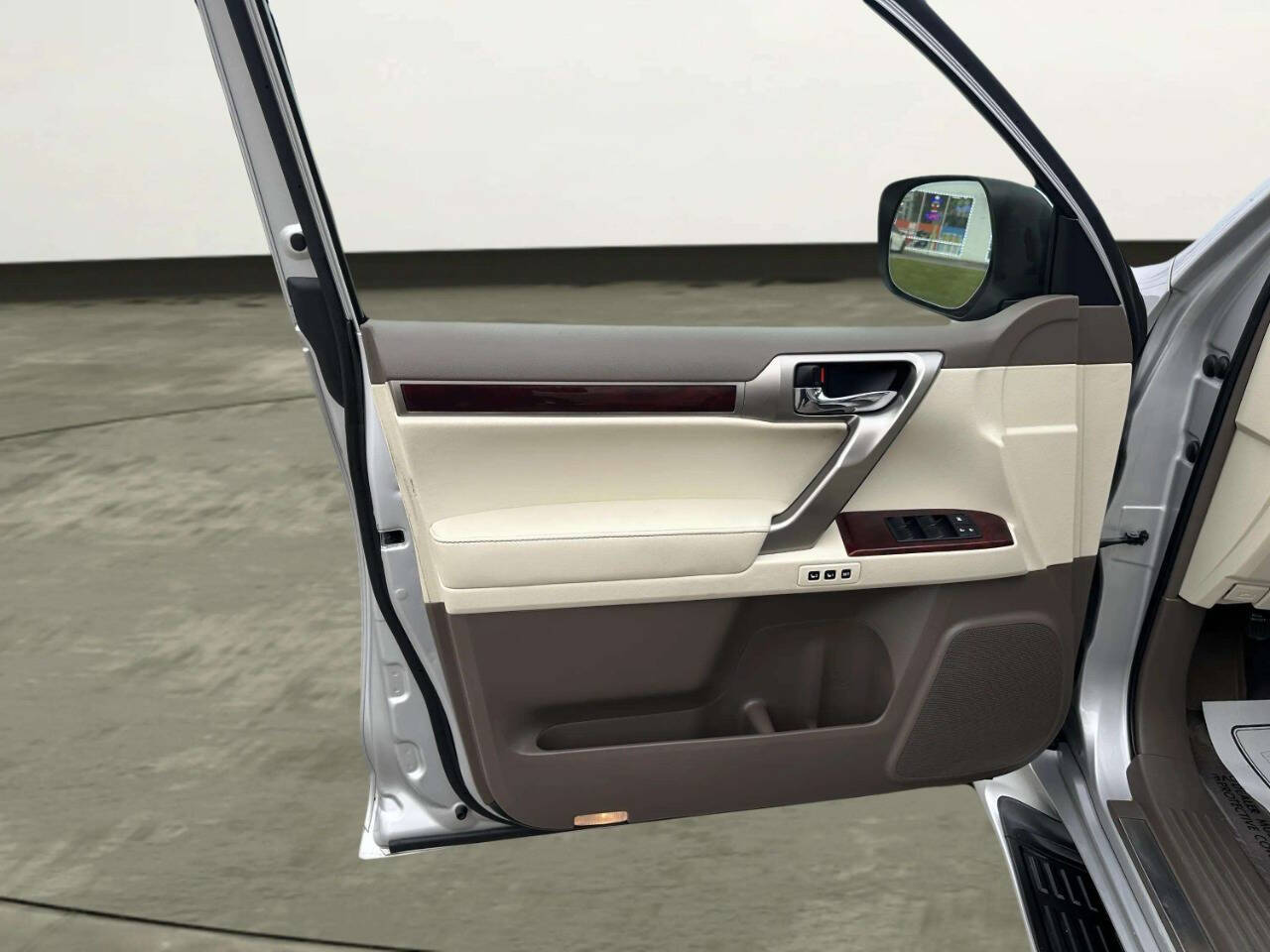 LexusGX 46010