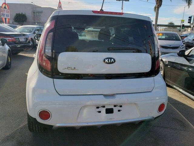 2017 Kia Soul +