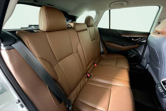 2022 Subaru Outback Touring XT