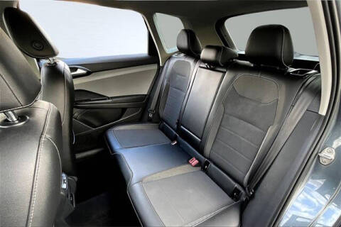 2022 Volkswagen Taos SE 4Motion