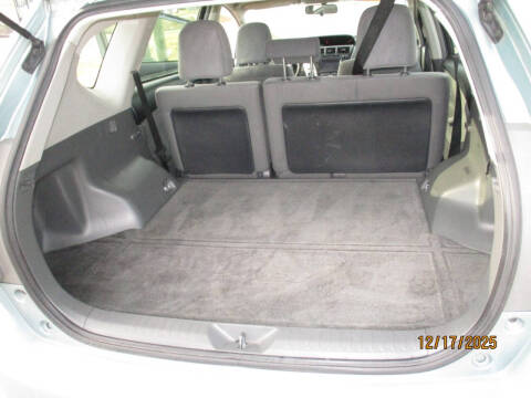 2013 Toyota Prius v Three