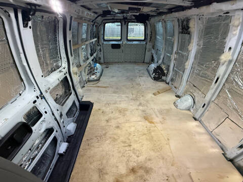 2016 GMC Savana 2500