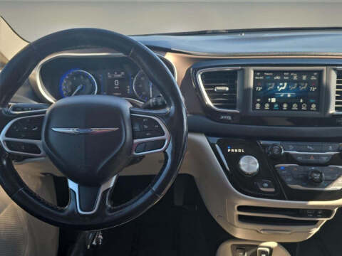 2019 Chrysler Pacifica Touring L