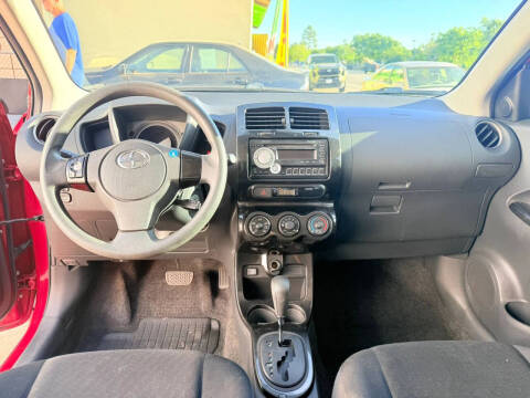 2010 Scion xD