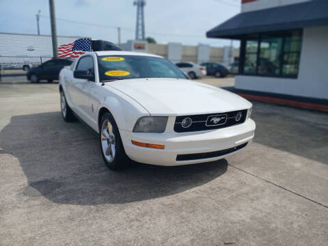 2008 Ford Mustang V6 Deluxe