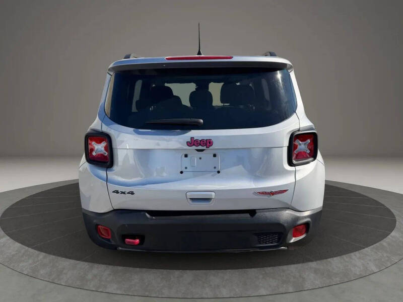2021 Jeep Renegade Trailhawk