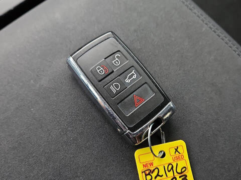 2023 Land Rover Defender 110 Standard