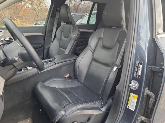 2023 Volvo XC90 Recharge T8 Ultimate Bright Theme 7P