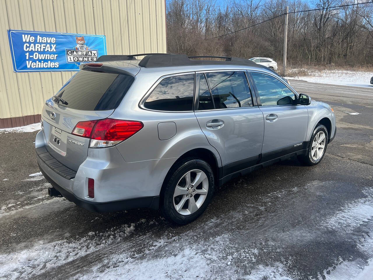 2013 Subaru Outback for sale at BNM AUTO GROUP in GIRARD, OH