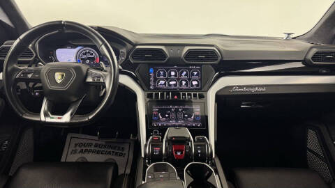 2019 Lamborghini Urus