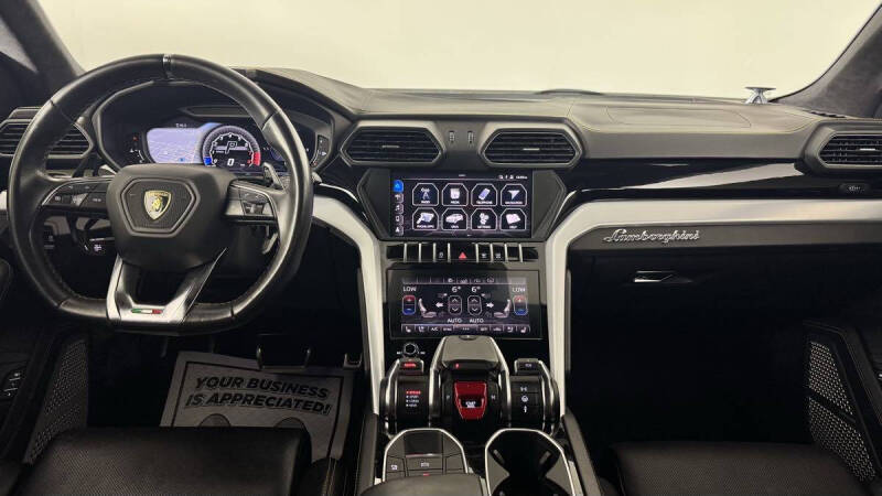 2019 Lamborghini Urus