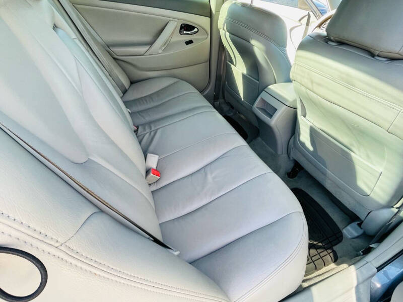 2007 Toyota Camry LE
