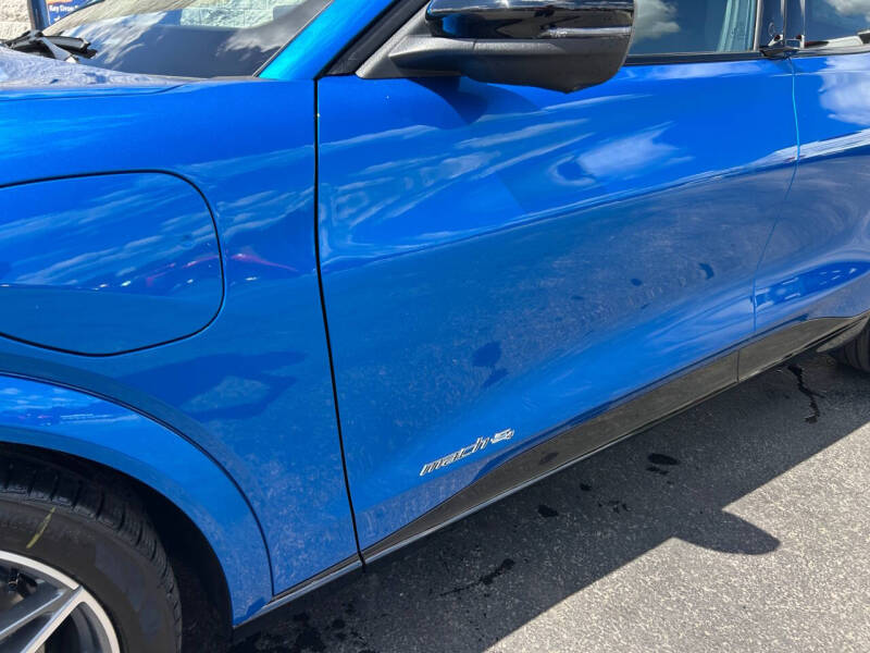 2025 Ford Mustang Mach-E GT