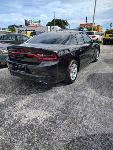 2016 Dodge Charger SE