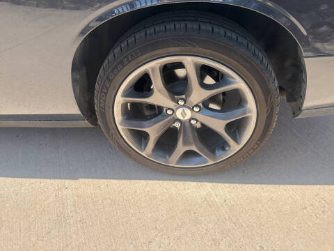 2018 Dodge Challenger SXT Plus