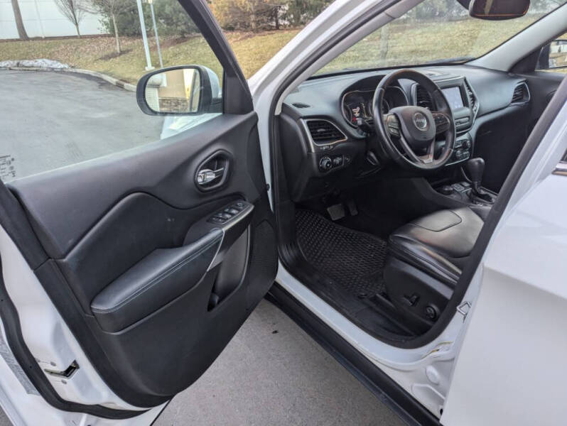 2019 Jeep Cherokee