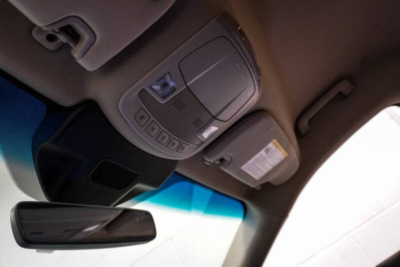 2019 Lincoln Nautilus Select