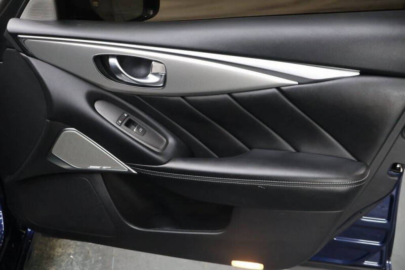 2022 Infiniti Q50 Luxe