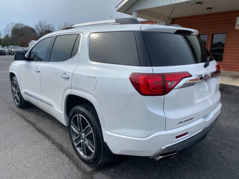 2017 GMC Acadia Denali