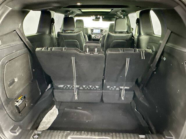 2024 Chrysler Pacifica Plug-In Hybrid Select