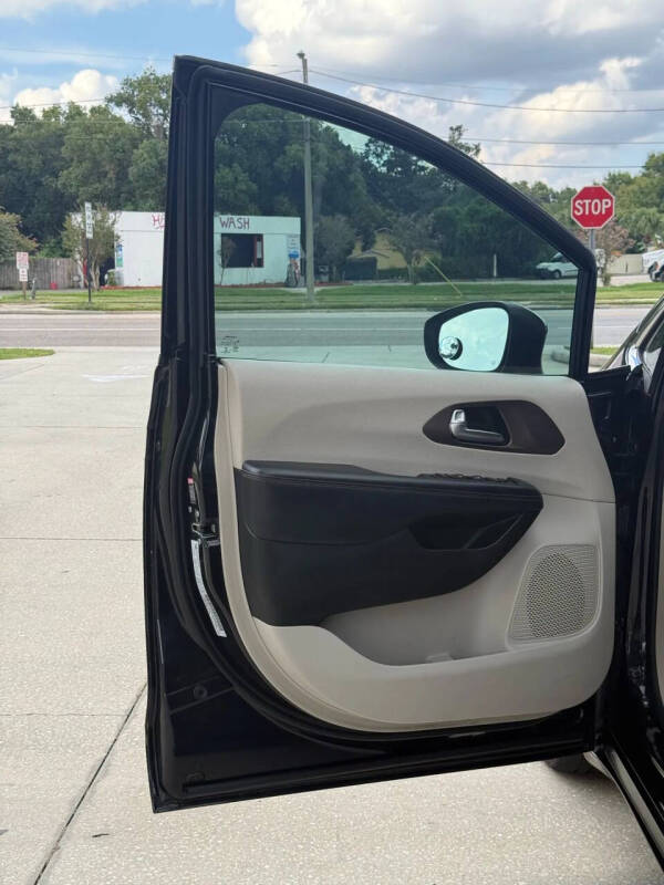 2017 Chrysler Pacifica Touring