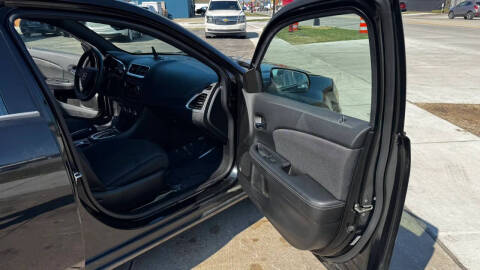 2014 Dodge Avenger SE