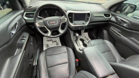 2017 GMC Acadia SLT-1
