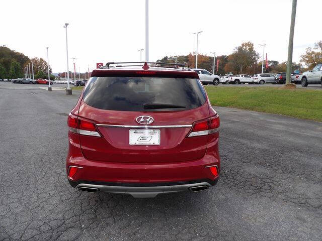 2017 Hyundai Santa Fe SE