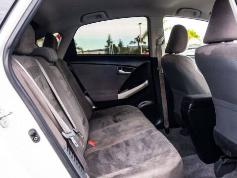 2015 Toyota Prius Two