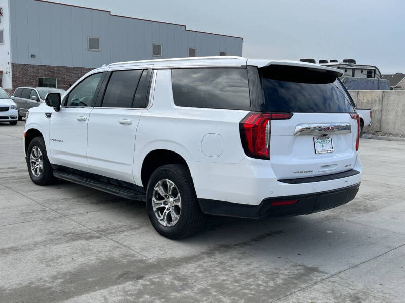 2023 GMC Yukon XL SLE photo 5