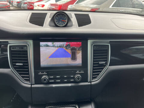 2017 Porsche Macan S