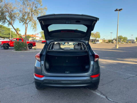 2018 Hyundai Tucson SE