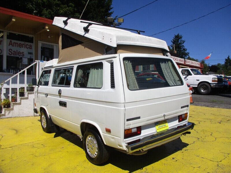 1982 Volkswagen Vanagon Camper