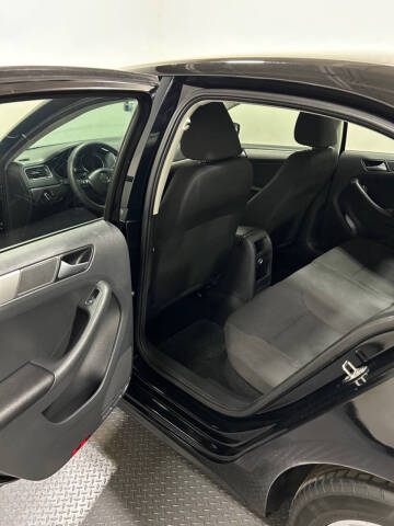 2015 Volkswagen Jetta