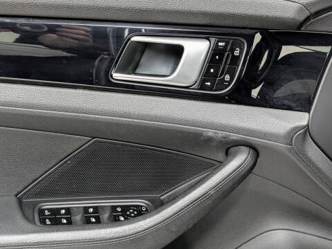 2020 Porsche Panamera