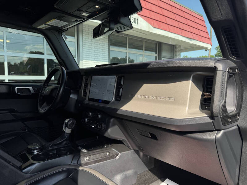 2025 Ford Bronco Outer Banks