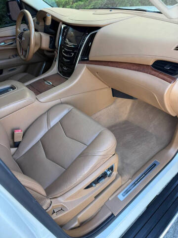 2015 Cadillac Escalade Platinum