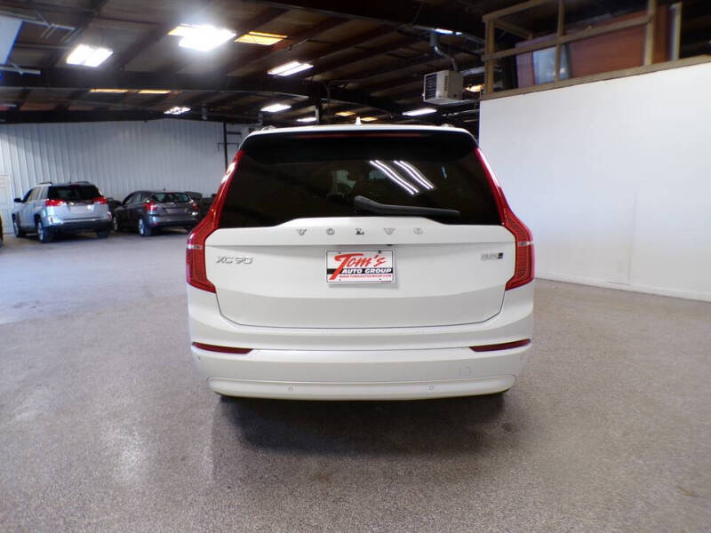 2023 Volvo XC90 B5 Core