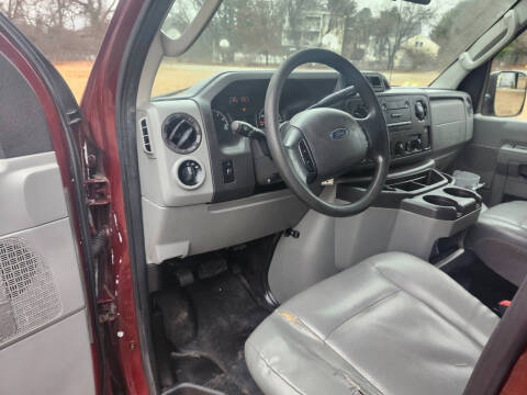 2014 Ford E-Series E-150