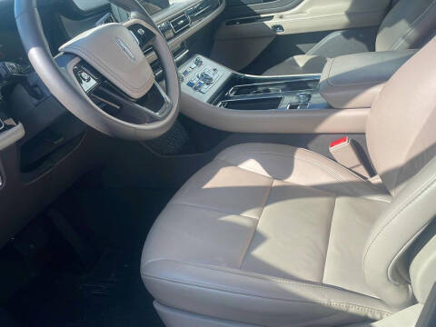 2022 Lincoln Aviator Standard