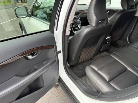 2016 Volvo XC70 T5 Premier