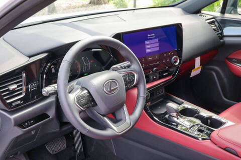 2026 Lexus NX 450h+ Premium