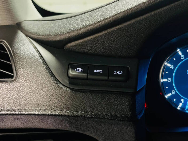 2018 Cadillac Escalade Premium Luxury