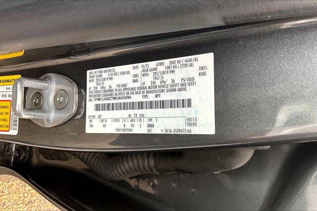 2021 Ford Escape Hybrid SE