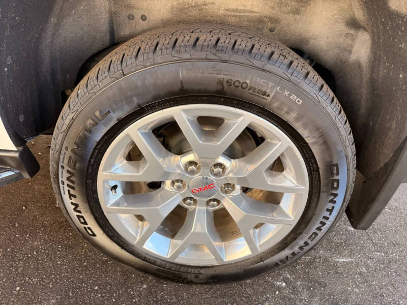 2019 GMC Yukon SLT Standard Edition