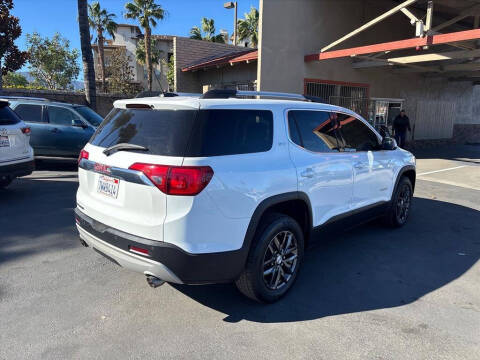 2017 GMC Acadia SLT-1