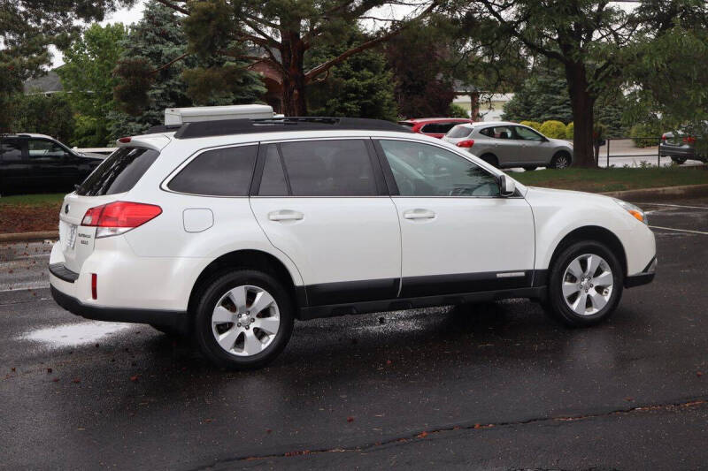 2011 Subaru Outback 2.5i Premium