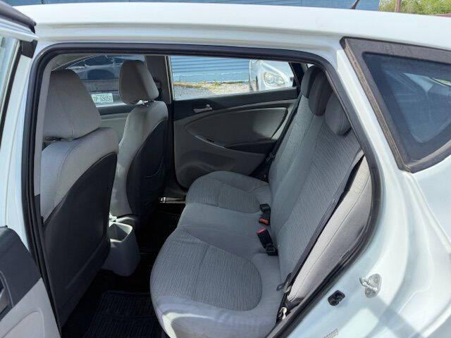 2015 Hyundai Accent GS