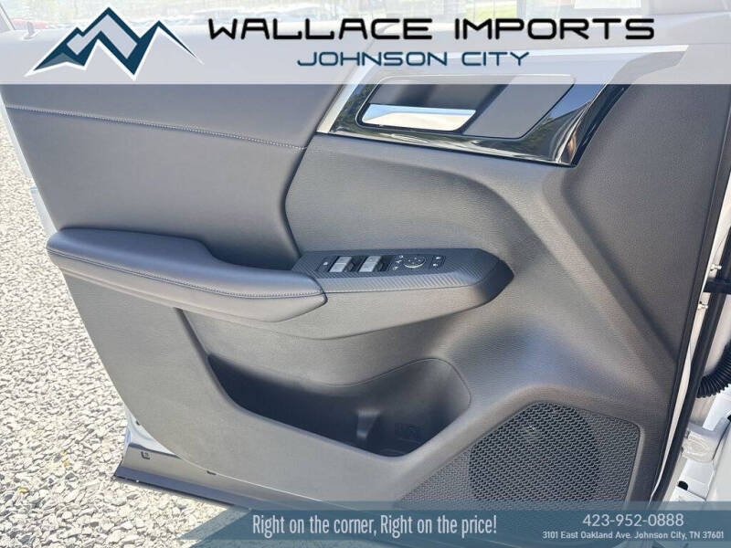 2025 Mitsubishi Outlander PHEV SE
