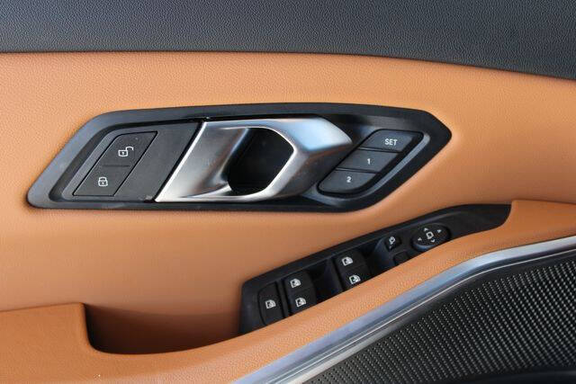 2024 BMW 3 Series 330i